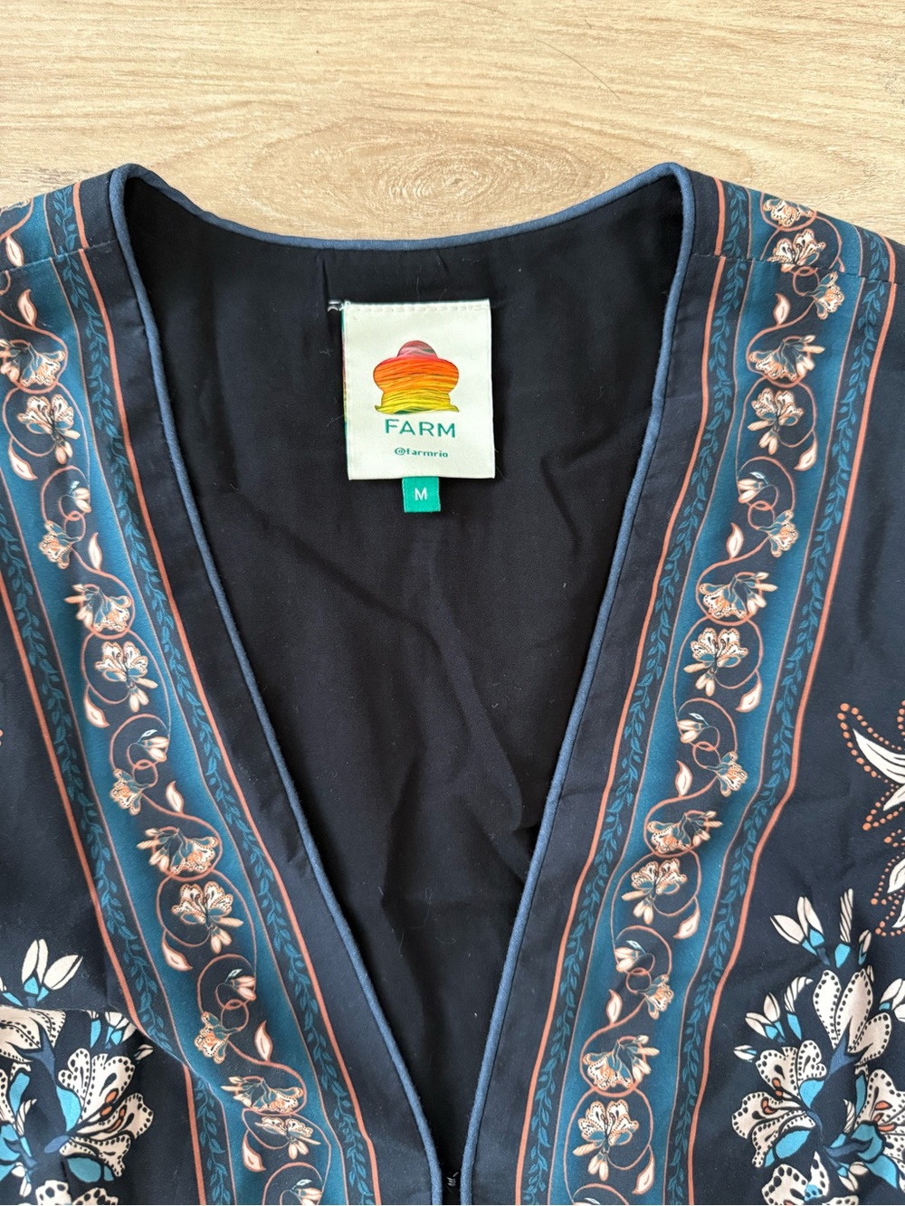 FARM RIO BLOSSOM TAPESTRY MIDI/MAXI DRESS MEDIUM - Picture 6 of 8